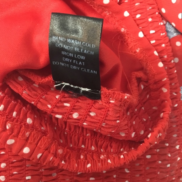 Ya Ya & co. crop top, small, red with white polka dots - Picture 9 of 9